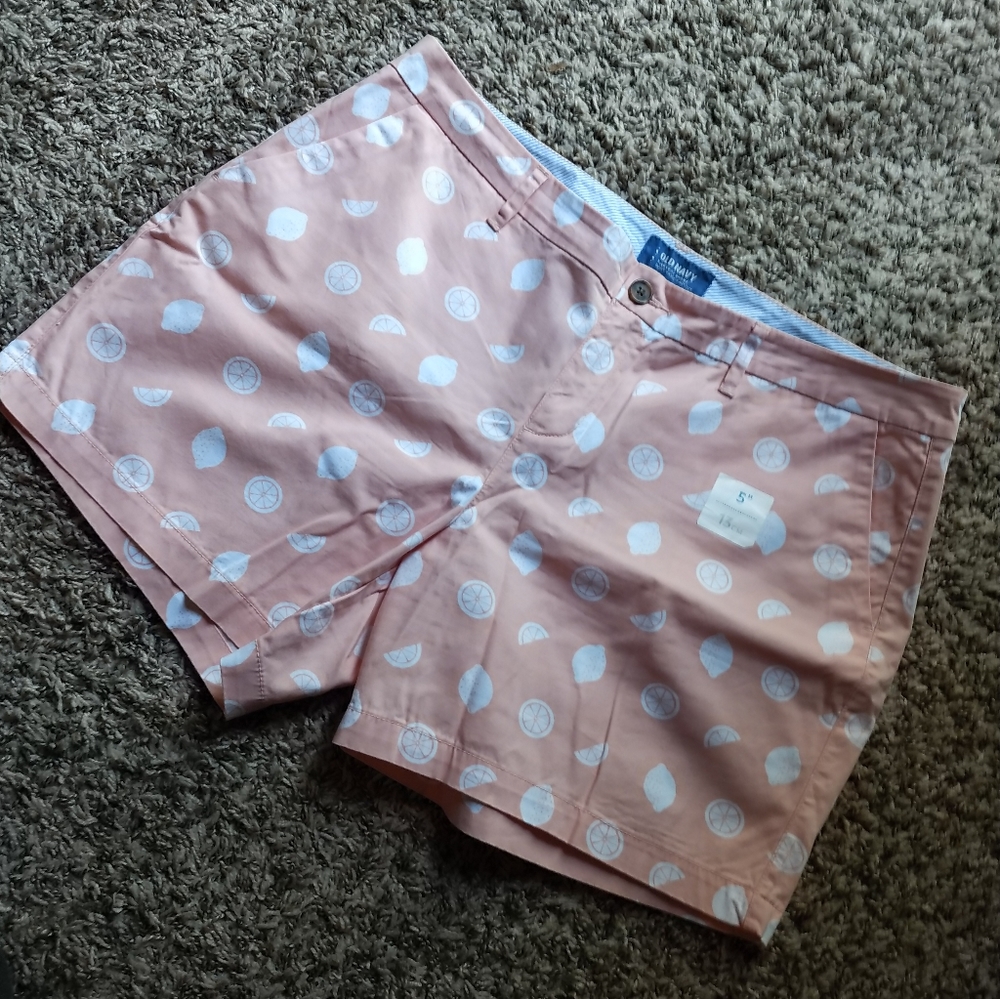 NWT!! Old Navy Lemon Shorts! Sz 14